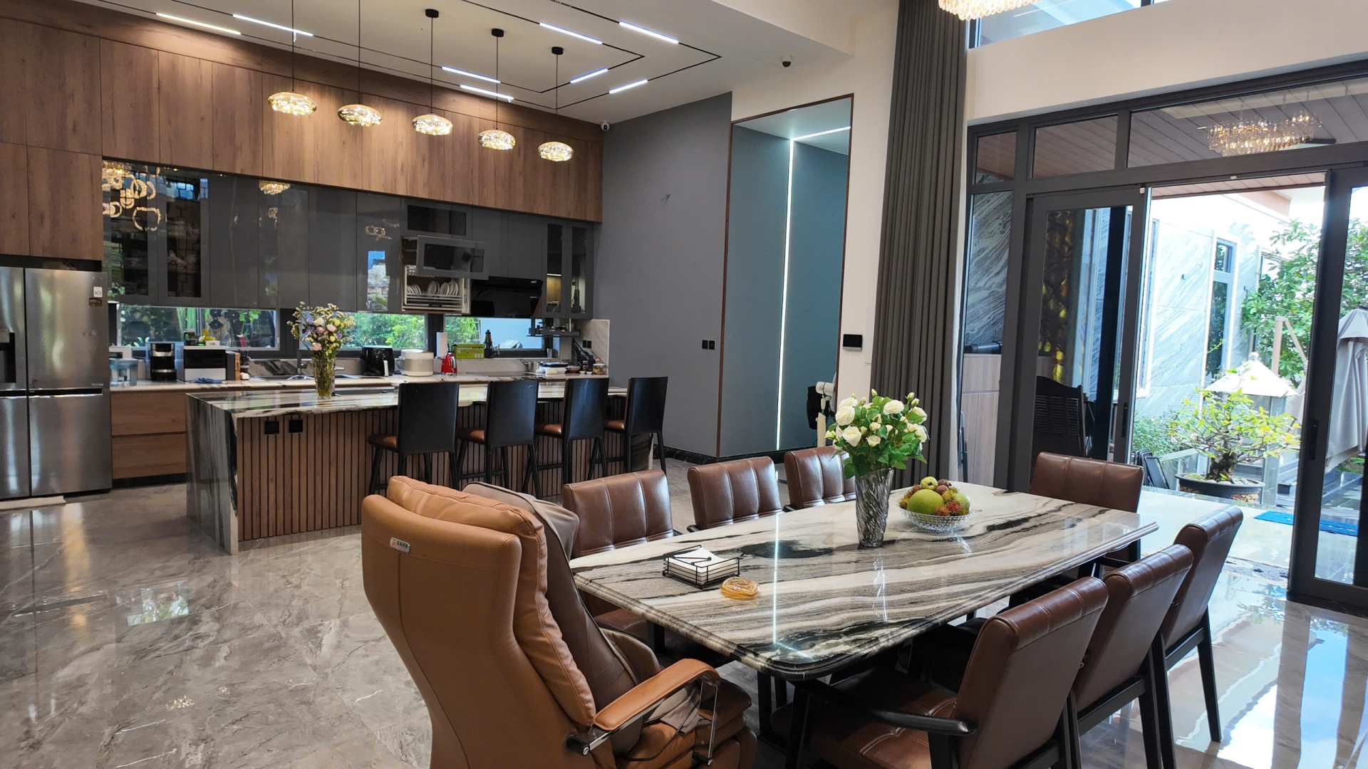 Dự án Anh Thụy - Chị Liên